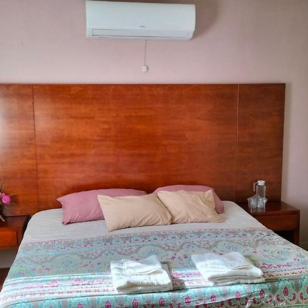 Hotel La Estancia Río Verde Εξωτερικό φωτογραφία