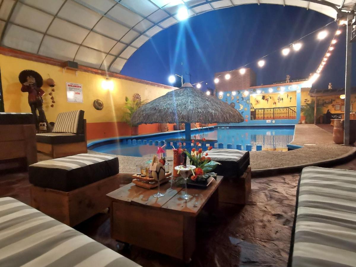 Hotel La Estancia Río Verde Εξωτερικό φωτογραφία