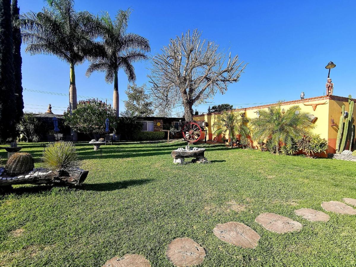 Hotel La Estancia Río Verde Εξωτερικό φωτογραφία