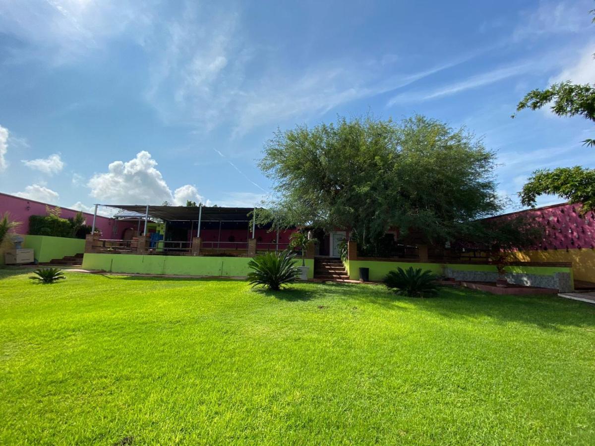 Hotel La Estancia Río Verde Εξωτερικό φωτογραφία